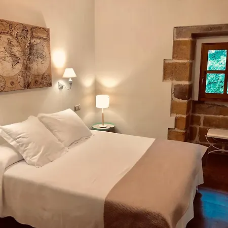 Palacio De 3*