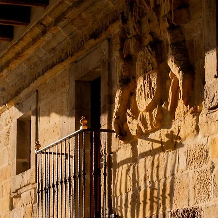 Hotel Palacio De