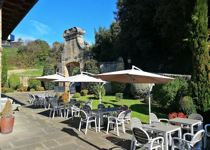 Palacio De מלון Puente Arce