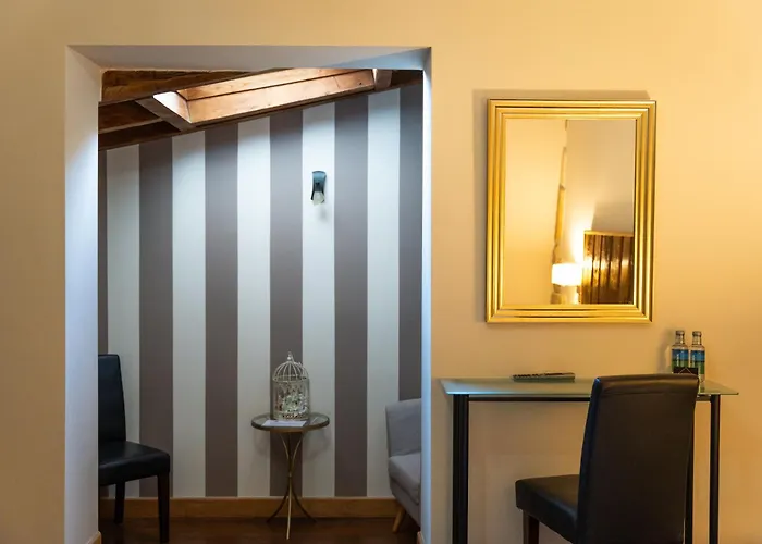 Palacio De Puente Arce