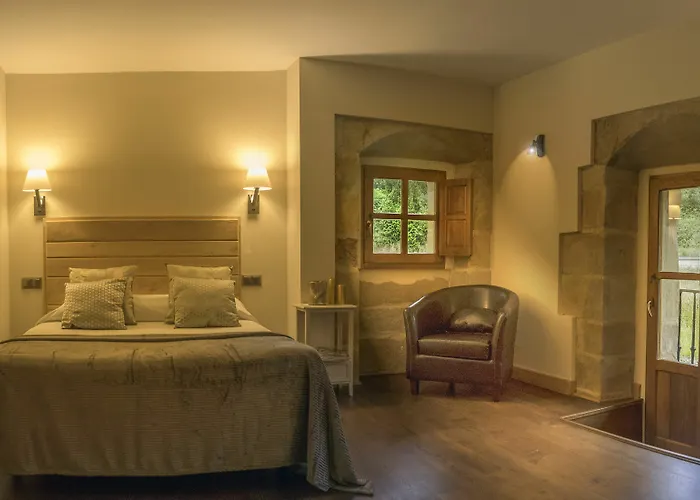 Palacio De 3* Puente Arce