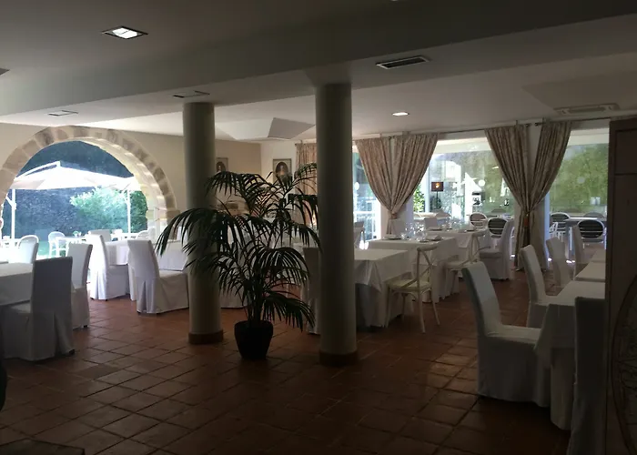 Palacio De מלון Puente Arce