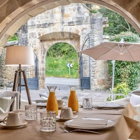 パラシオ デ アルセ ホテル 3*