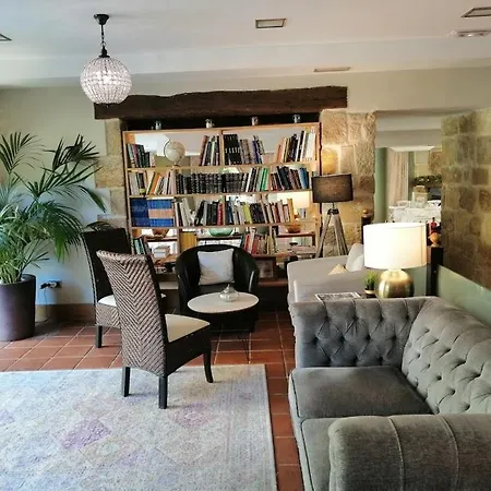 パラシオ デ アルセ ホテル 3*