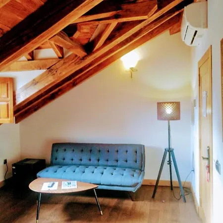 ホテル パラシオ デ アルセ Puente Arce