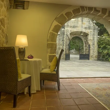 ホテル パラシオ デ アルセ