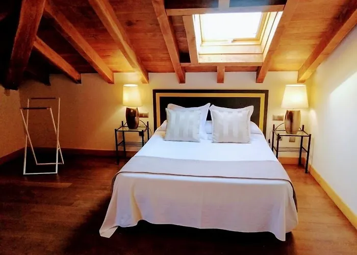 Palacio De Hotel Puente Arce